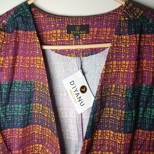 D'IYANU Woman's African Wrap Blouse